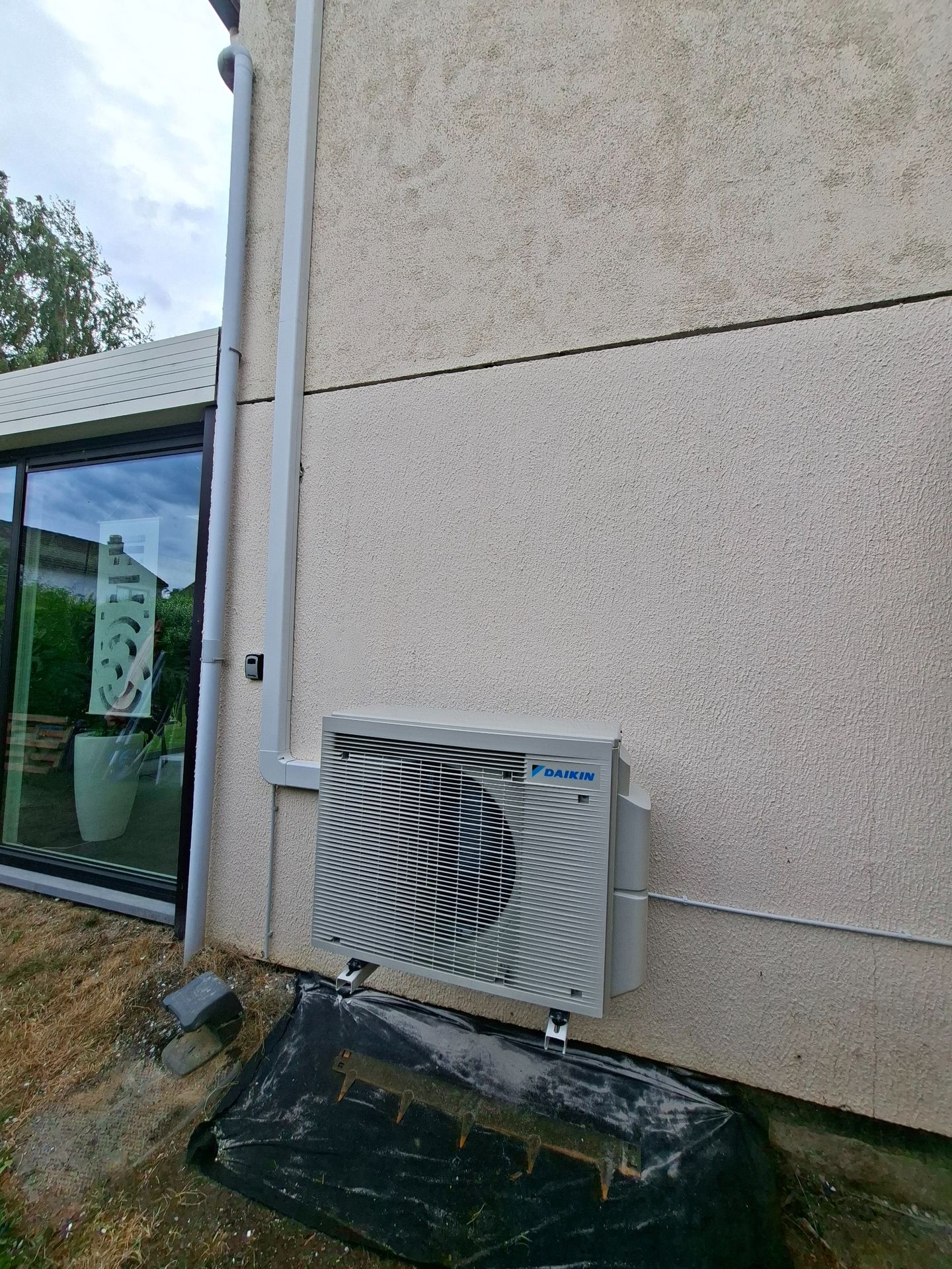 Climatisation et liaisons sous goulotte